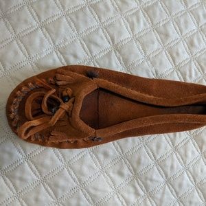 Minnetonka Shoes - Minnetonka moccasins Minnetonka Shoes - Minnetonka moccasins